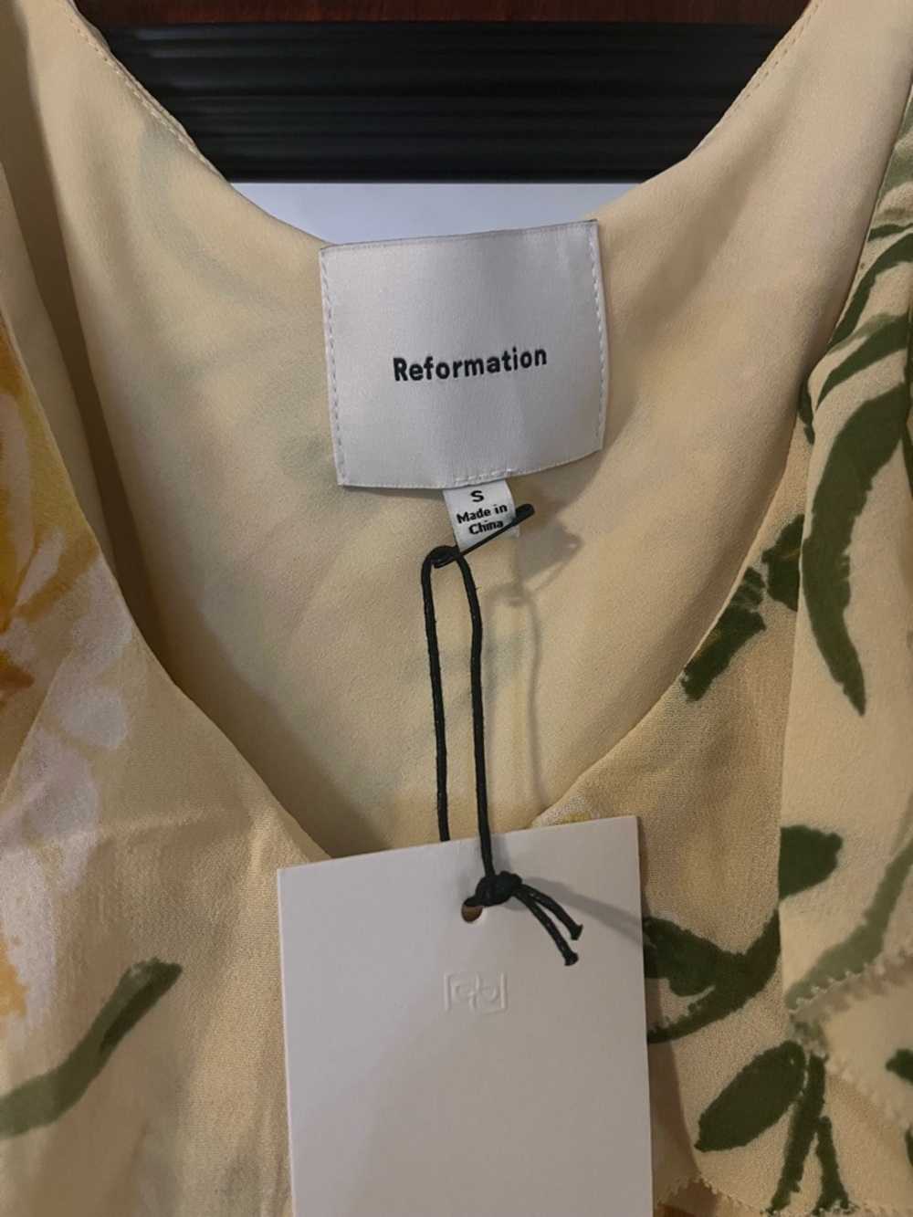 NWT Yellow Floral Gaelle Dress - Picture 4 of 5